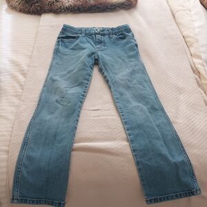 Wrangler Kids Straight Leg Jeans in Light Blue. Size 12 Regular